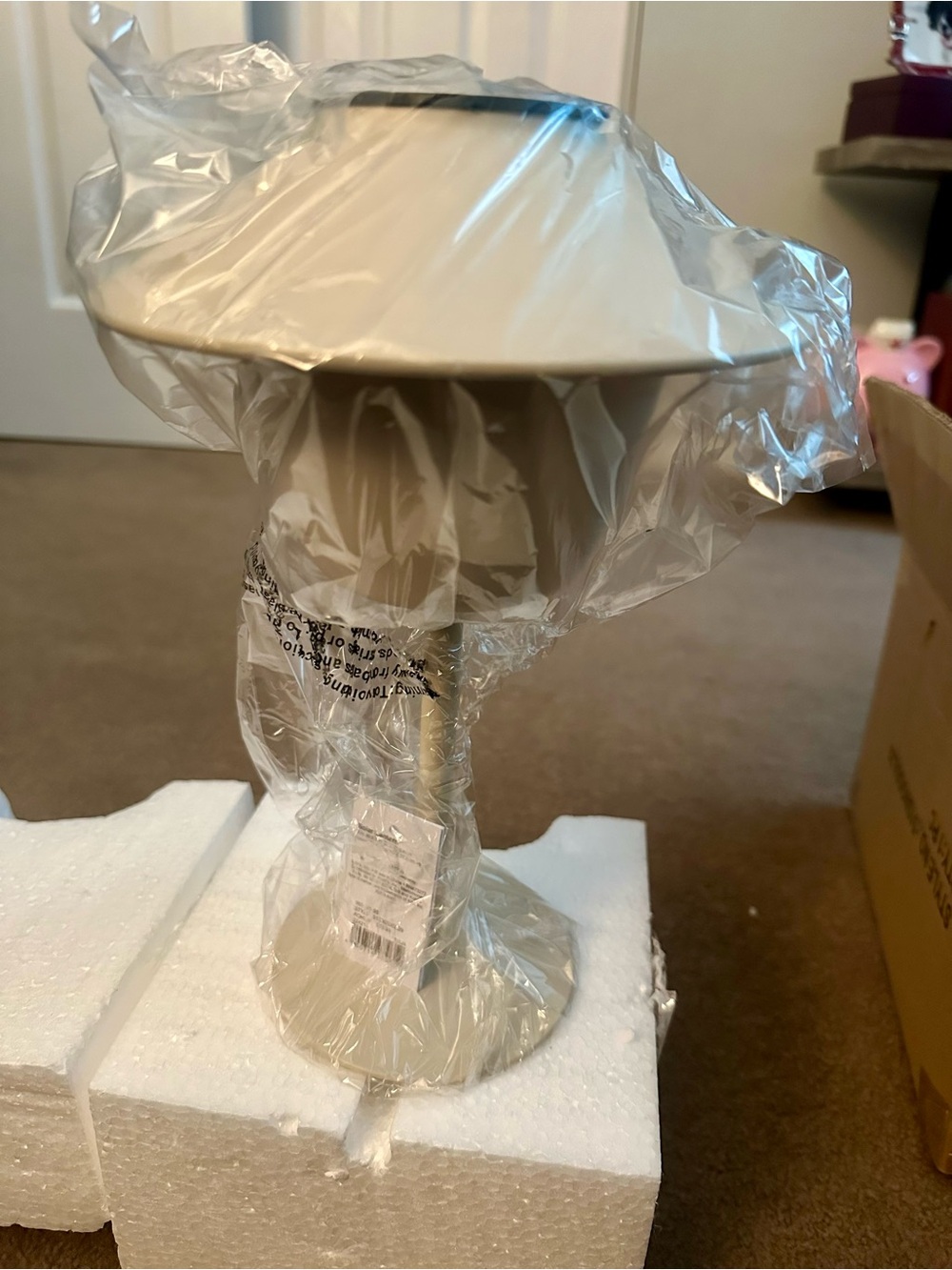Indoor/Outdoor Solar Table Lamp